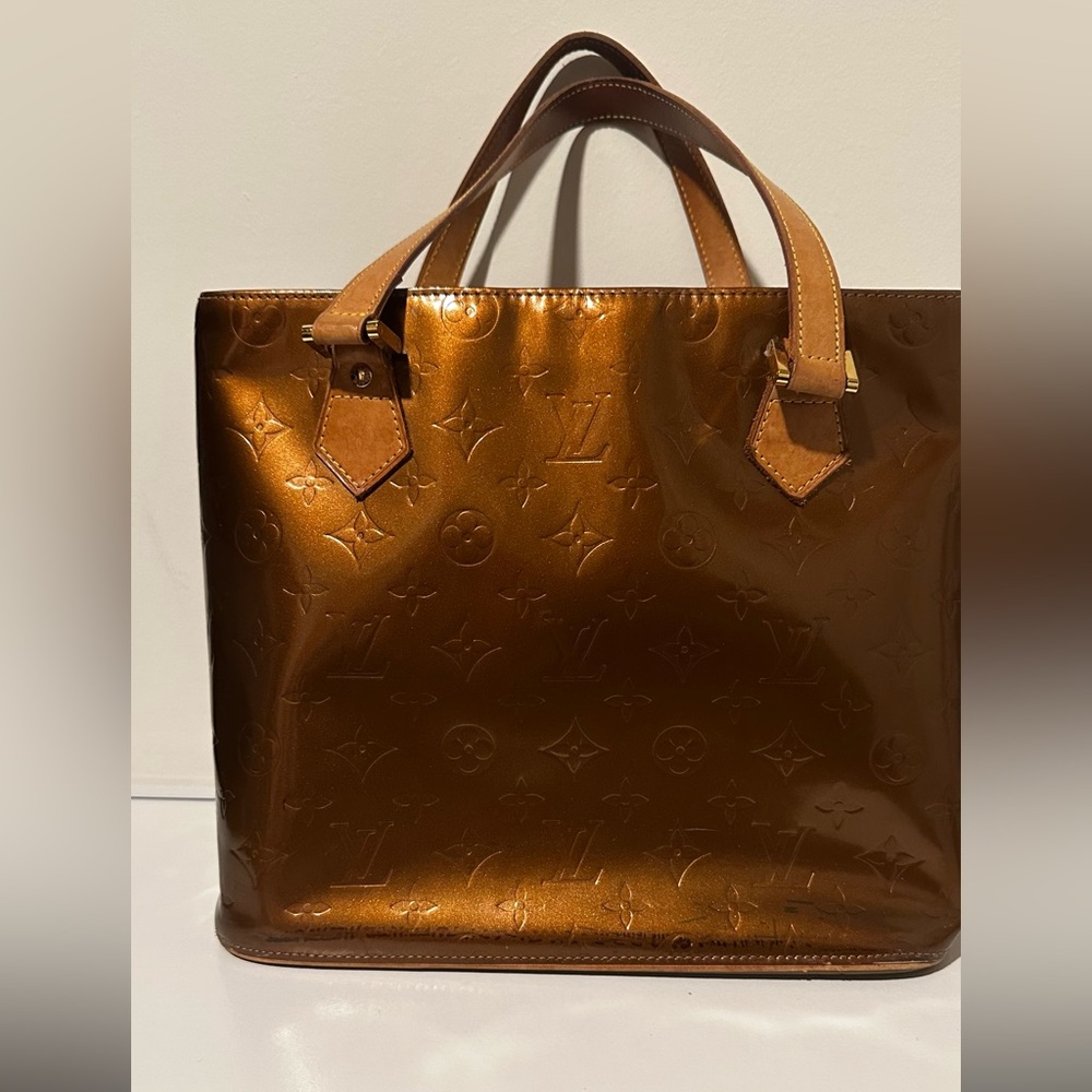 Louis Vuitton Vernis Houston Noisette